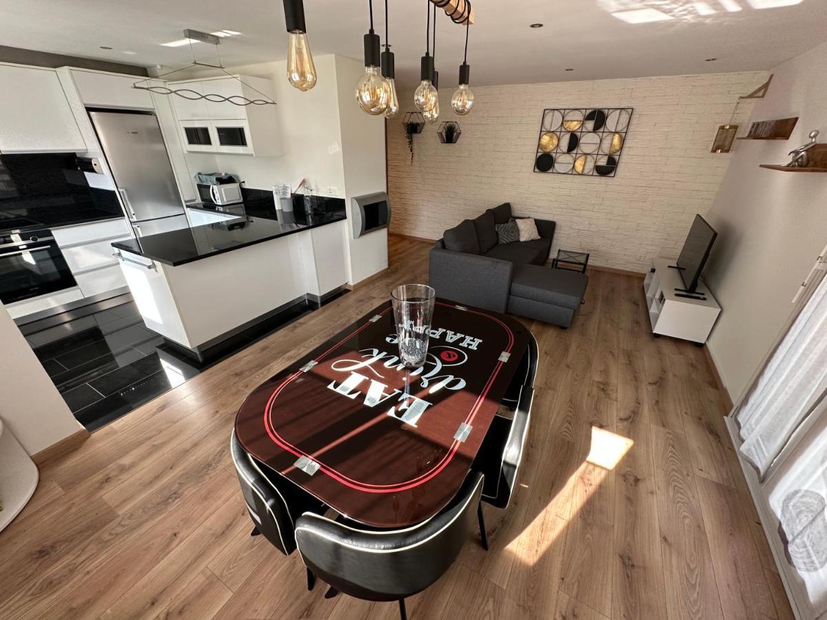 Gruyere Alpes Appartement 3 Chambres Bbq Parking Neirivue エクステリア 写真